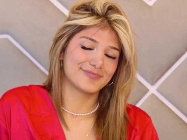 MiaKelsey live cam on BongaCams