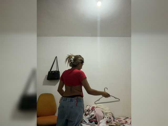 MiaKelsey live cam on BongaCams