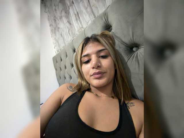MiaKelsey live cam on BongaCams