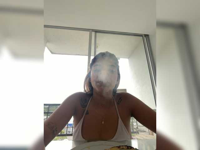 MiaKelsey live cam on BongaCams