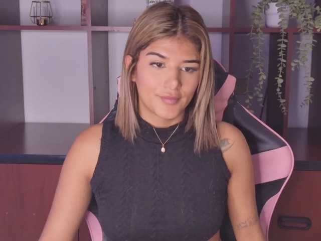 MiaKelsey live cam on BongaCams