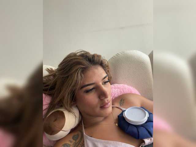 MiaKelsey live cam on BongaCams