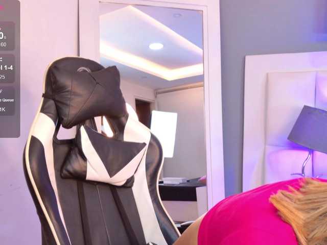 MiaKelsey live cam on BongaCams