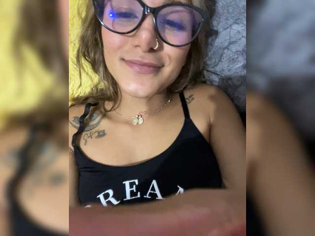 MiaKelsey live cam on BongaCams