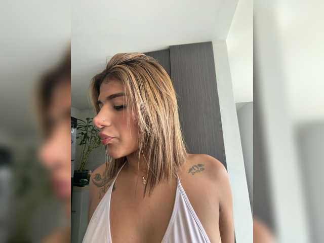 MiaKelsey live cam on BongaCams