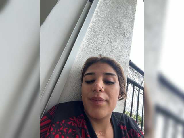 MiaKelsey live cam preview