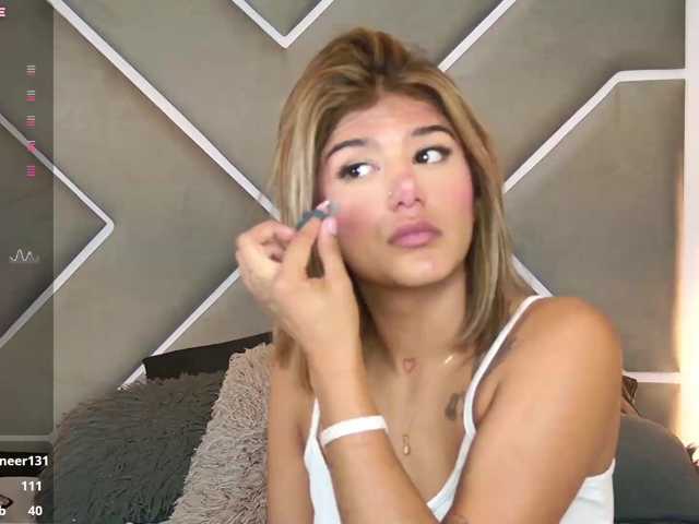 MiaKelsey live cam on BongaCams