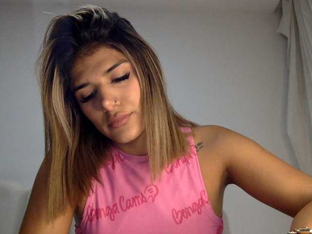 MiaKelsey live cam on BongaCams