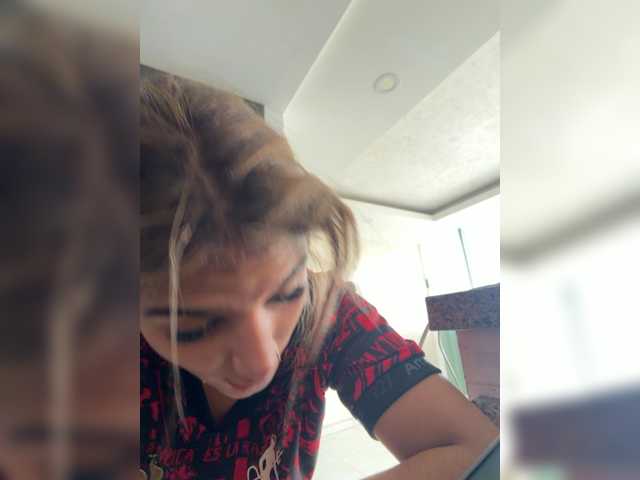 MiaKelsey live cam on BongaCams