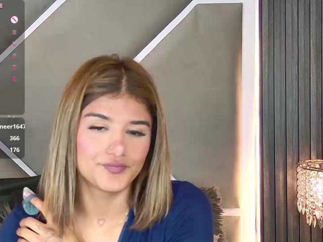MiaKelsey live cam on BongaCams
