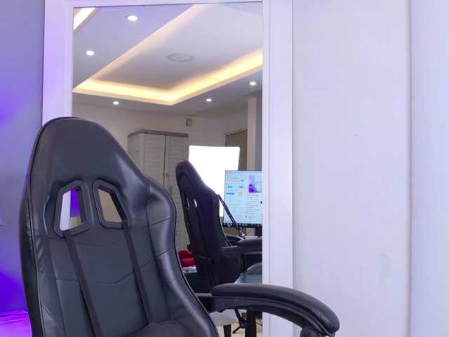 MiaKelsey live cam on BongaCams