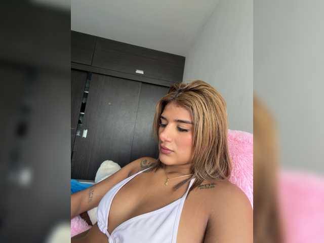 MiaKelsey live cam on BongaCams