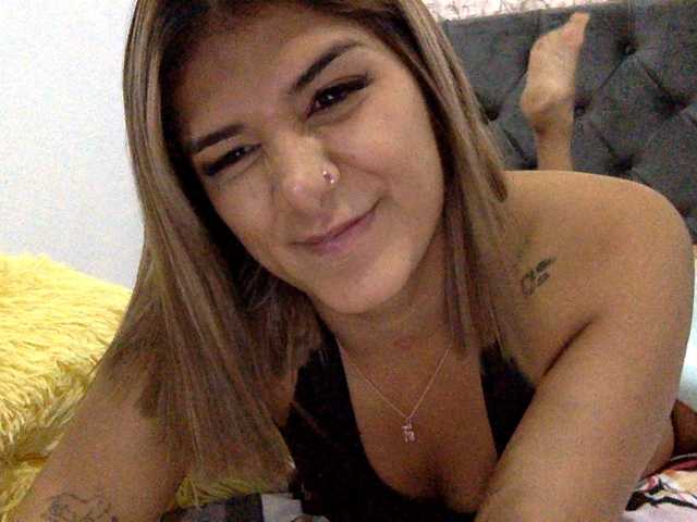 MiaKelsey live cam on BongaCams