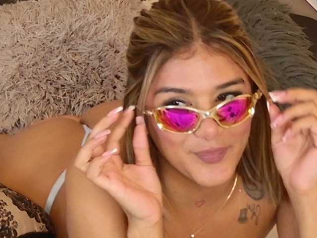 MiaKelsey live cam on BongaCams