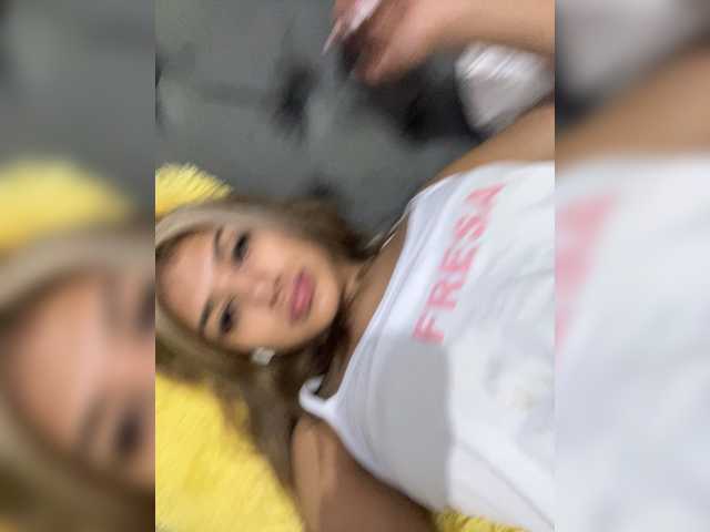 miakelsey live sex show