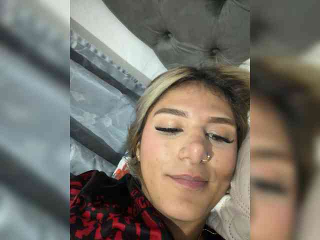 MiaKelsey webcam