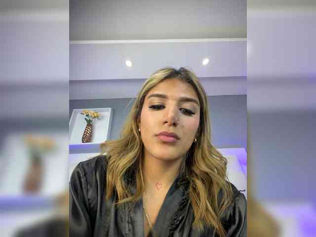 MiaKelsey webcam