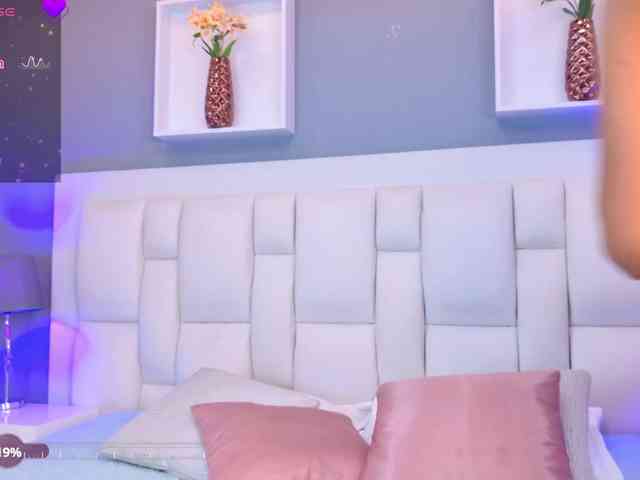 MiaKelsey webcam