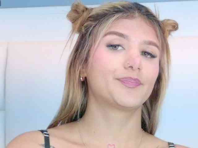 MiaKelsey webcam