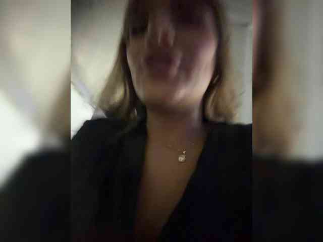 free adult cam xxx MiaKelsey