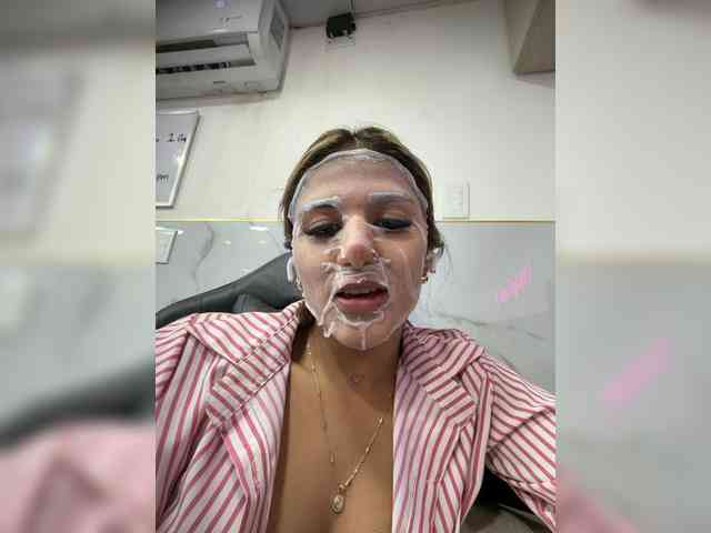 MiaKelsey webcam