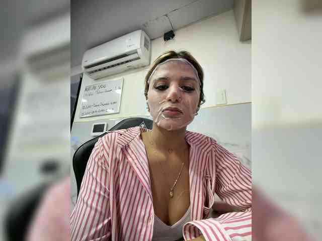 MiaKelsey webcam