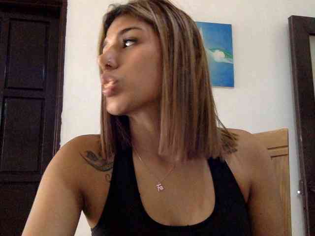 MiaKelsey webcam