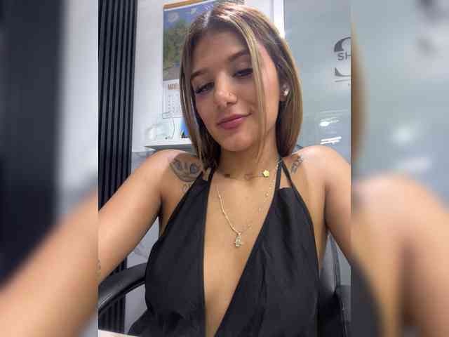 MiaKelsey webcam