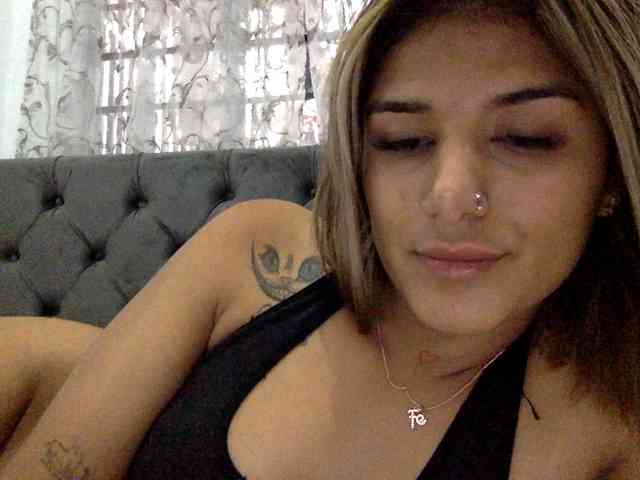 MiaKelsey webcam