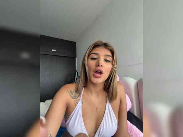 Modelo: MiaKelsey