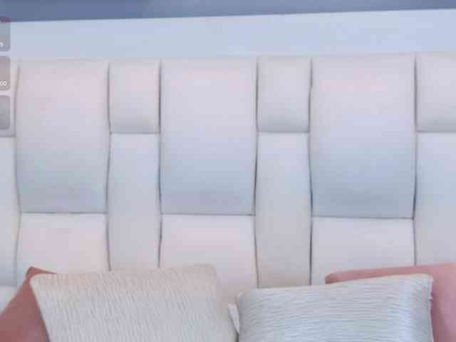 MiaKelsey webcam