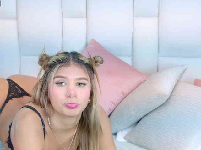 MiaKelsey webcam