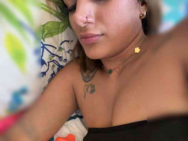 MiaKelsey webcam
