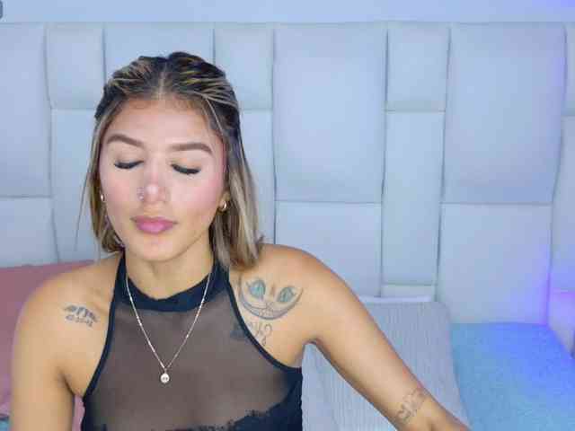 MiaKelsey webcam