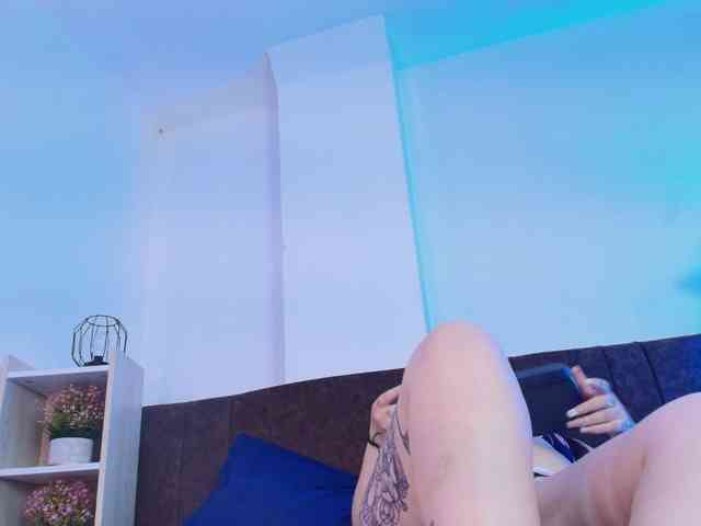 IriisRoses webcam