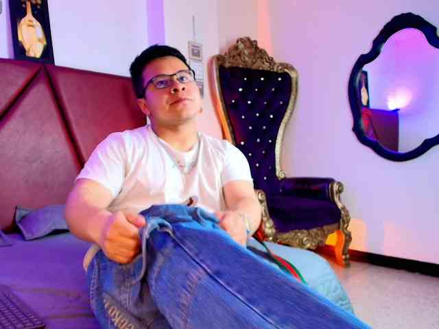 ThiiagoSaenz ThiiagoSaenz