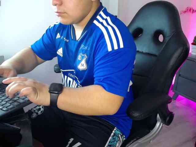 ThiiagoSaenz ThiiagoSaenz