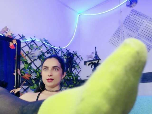kandyparis live cam on BongaCams