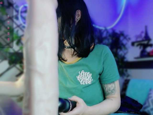kandyparis live cam on BongaCams