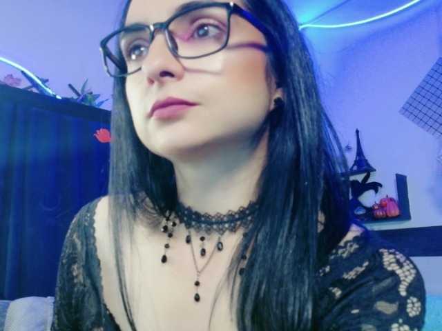 kandyparis live cam on BongaCams