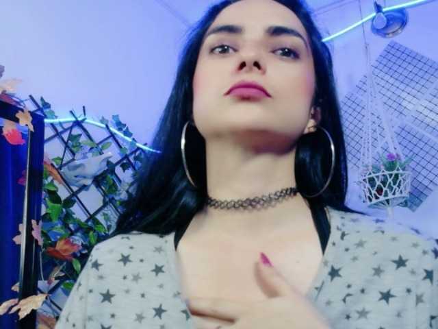 kandyparis live cam on BongaCams