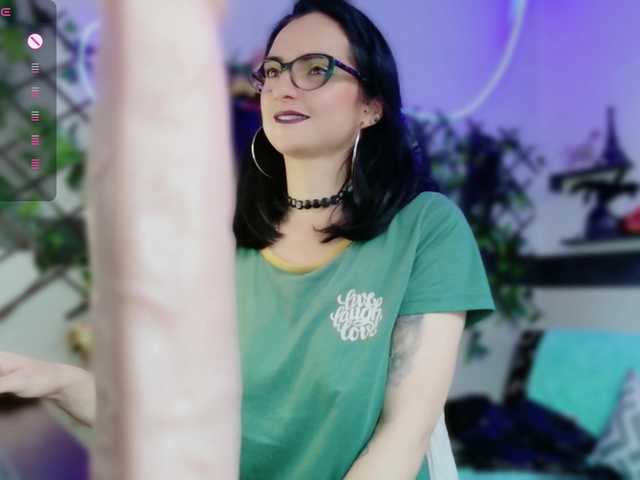 kandyparis live cam on BongaCams