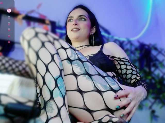kandyparis live cam on BongaCams