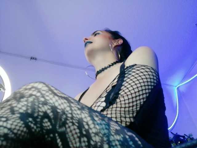 kandyparis live cam on BongaCams