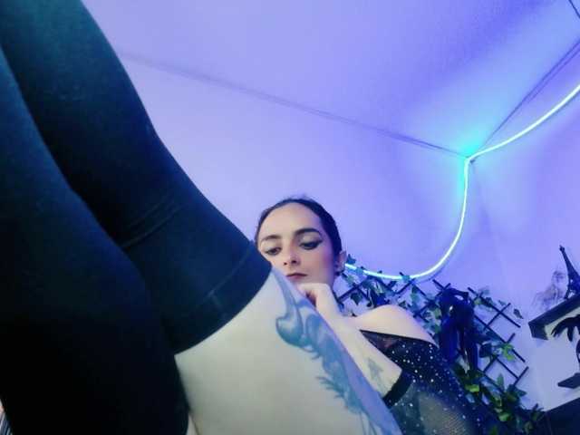 kandyparis live cam on BongaCams