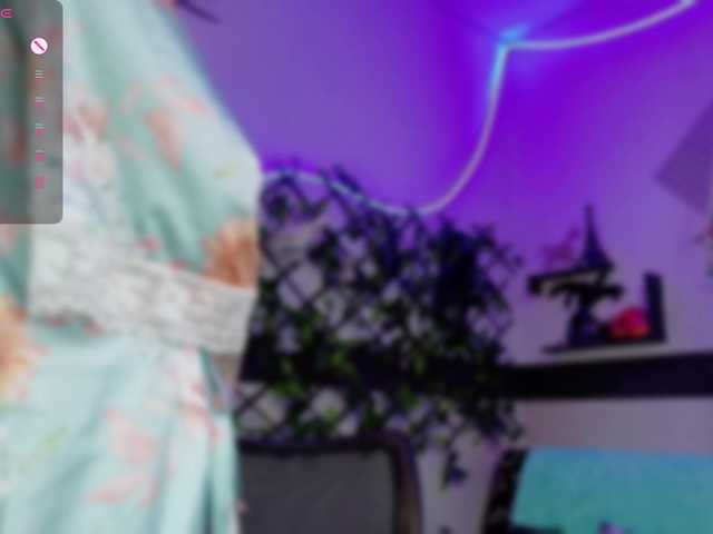 kandyparis live cam on BongaCams