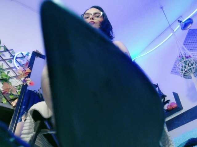 kandyparis live cam on BongaCams