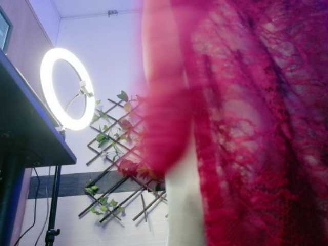 kandyparis live cam on BongaCams