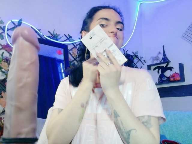 kandyparis live cam on BongaCams