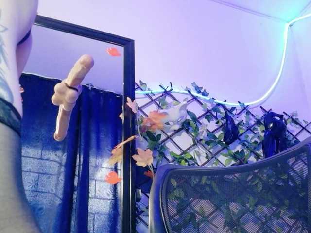 kandyparis live cam on BongaCams